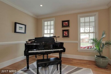 3310 N Trinidad St, Falls Church, VA 22043 - photo 4