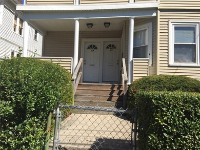 11 Waverly St, Providence, RI 02907 - photo 2