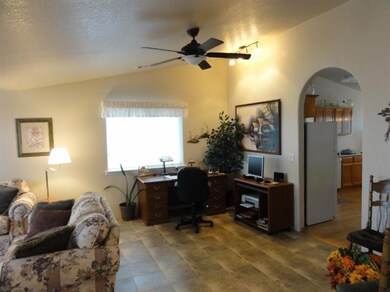 932 SW Princess Cir, Grants Pass, OR 97527 - photo 6