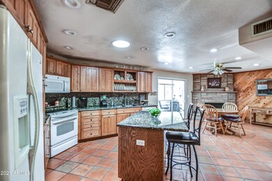 KITCHEN 4
