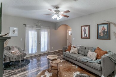 1002 Story Book Ln, Weatherford, TX 76086 - photo 5