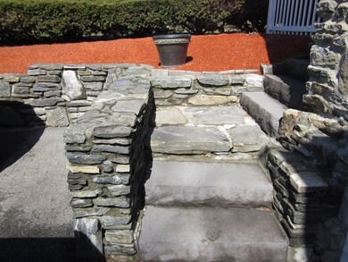 441 Chandler St, Worcester, MA 01602 - photo 3