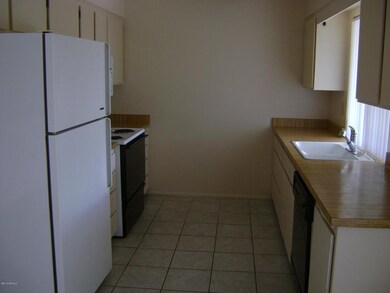 16821 N 95th Ave, Sun City, AZ 85351 - photo 2