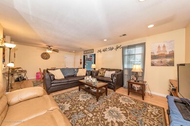 6-7 Portland Ct unit 7, Freehold, NJ 07728 - photo 6