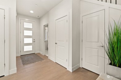 11626 42nd Ave S, Tukwila, WA 98168 - photo 4