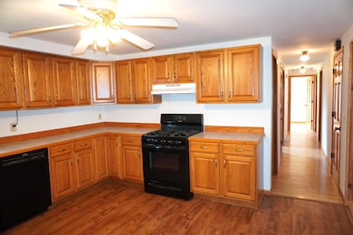 1205 Cotter Ave, Merrill, WI 54452 - photo 3