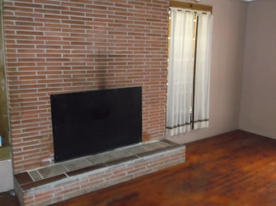 2056 McComb Holmesville Rd, McComb, MS 39648 - photo 5