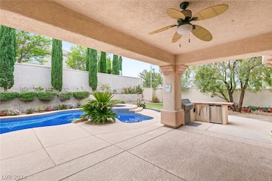 Huge Covered Patio with Fan