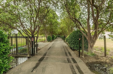 3670 S Newmark Ave, Sanger, CA 93657 - photo 3