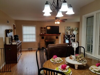 Dining area v 2