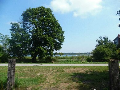 12 Mill St unit 2E, Warren, RI 02885 - photo 2