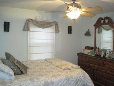 5 Ridgewood Rd, Worcester, MA 01606 - photo 7