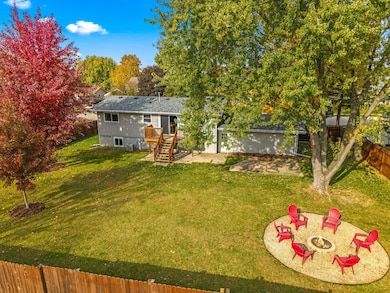 247 Sunny Hill Ln, Oconomowoc, WI 53066 - photo 7