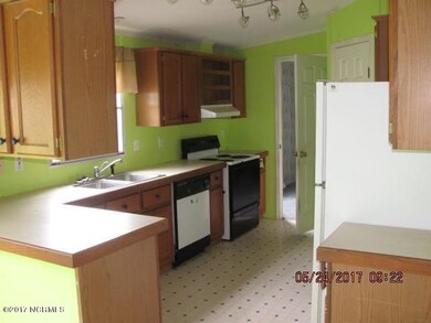 1486 Spann Kitchen