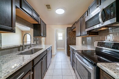 24114 Broken Bow Ln, Hockley, TX 77447 - photo 4