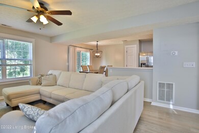 6934 Arbor Creek Dr unit 80, Louisville, KY 40228 - photo 7