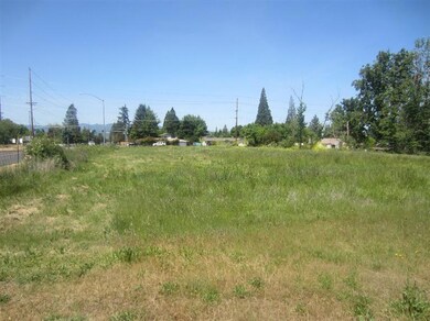 1380 Springbrook Rd, Medford, OR 97504 - photo 5