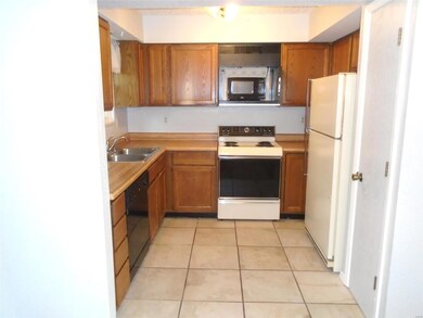 1107 Jacquelyn Ct, Maryville, IL 62062 - photo 6