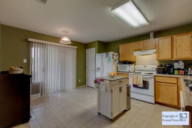 9615 Country Shadow, San Antonio, TX 78254 - photo 7