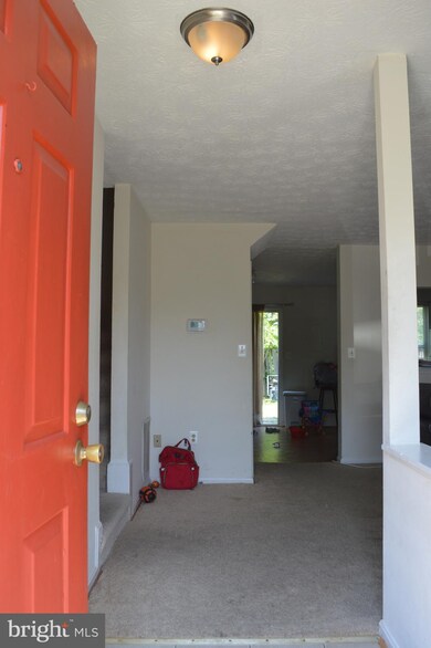 18730 Winding Creek Place, Germantown, MD 20874 - photo 3