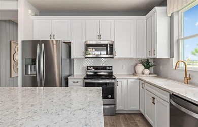 8837 Splashing Dr, Melbourne, FL 32940 - photo 5