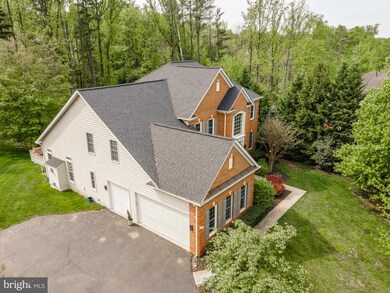 11618 Cedar Chase Rd, Herndon, VA 20170 - photo 4