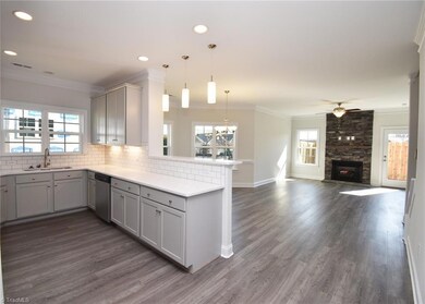 1126 Talisker Way unit 78, Burlington, NC 27215 - photo 6