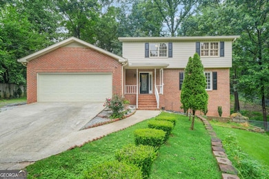 574 Hickory Hills Ct, Stone Mountain, GA 30083 - photo 2