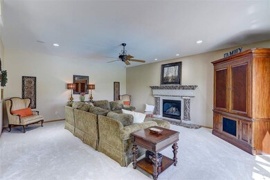 W2857 Pine Ridge Ct, Belleville, WI 53508 - photo 5