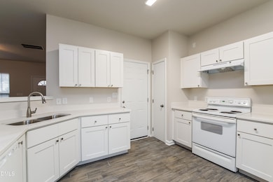 023-photo-kitchen-13592974