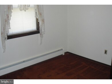 242 C St, Penns Grove, NJ 08069 - photo 7