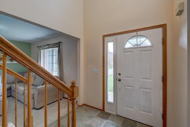 501 Riverside Dr, de Forest, WI 53532 - photo 3