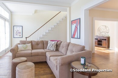 423 Howard St, Lowell, MI 49331 - photo 5