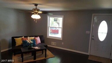 1034 Middleborough Rd, Essex, MD 21221 - photo 5