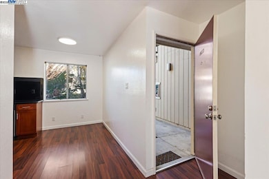 14653 Doolittle Dr, San Leandro, CA 94577 - photo 3