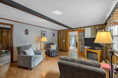 10 Warren Ave, Middleboro, MA 02346 - photo 3