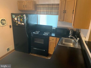 5219 Doppler St, Capitol Heights, MD 20743 - photo 3