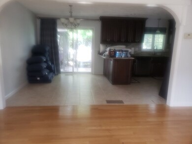 11 Dean Dr, Lowell, MA 01854 - photo 5