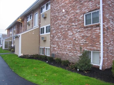 720 Main St unit 4, South Weymouth, MA 02190 - photo 2