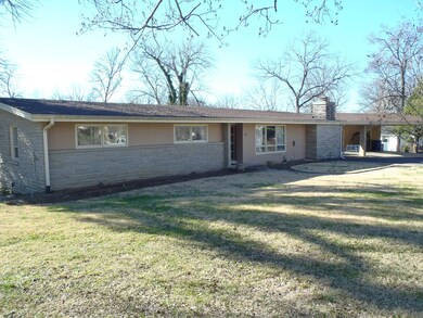 212 S Linda Dr, Shelbyville, TN 37160 - photo 3