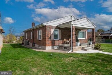 300 Old Fritztown Rd, Reading, PA 19607 - photo 3