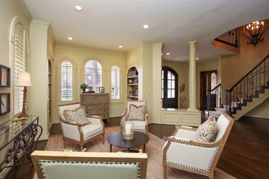 16 Hilshire Grove Ln, Houston, TX 77055 - photo 5