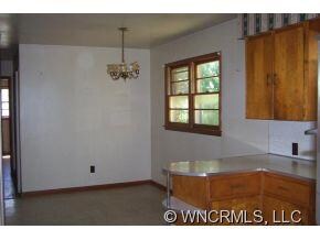 414 Indian Creek Rd, Burnsville, NC 28714 - photo 6