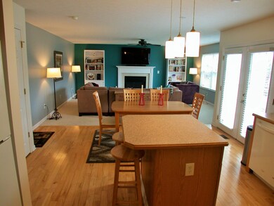 a GREAT room for entertaining!