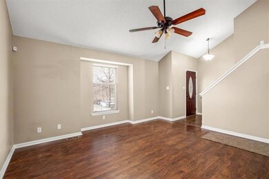 712 N 2nd St, Lansing, KS 66043 - photo 5