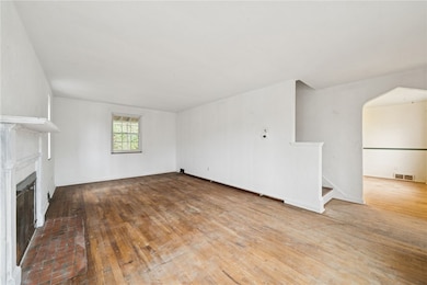 223 Gilkeson Rd, Pittsburgh, PA 15228 - photo 6