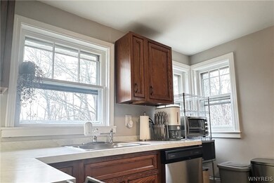 535 Willow Ave, North Tonawanda, NY 14120 - photo 4