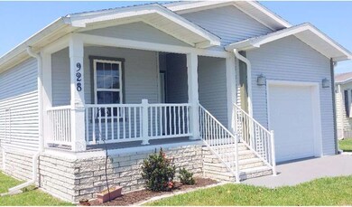 928 Fir St, Sebastian, FL 32976 - photo 4