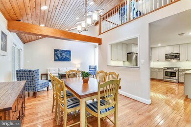 9317 Raintree Rd, Burke, VA 22015 - photo 7