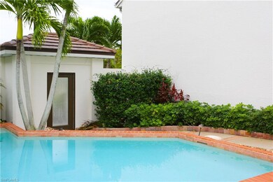 1136 6th St S unit 5, Naples, FL 34102 - photo 6